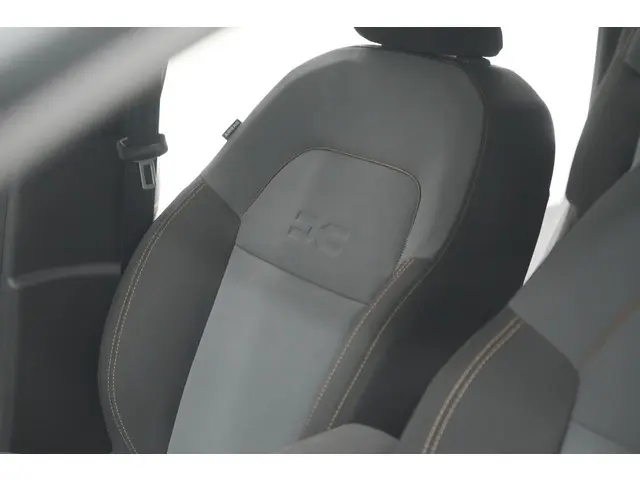 Dacia Jogger TCe 110 Extreme 2025 Benzine 29