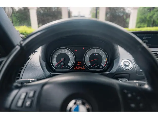 BMW 1 Serie Coupe 3.0i M 2012 Benzine 21