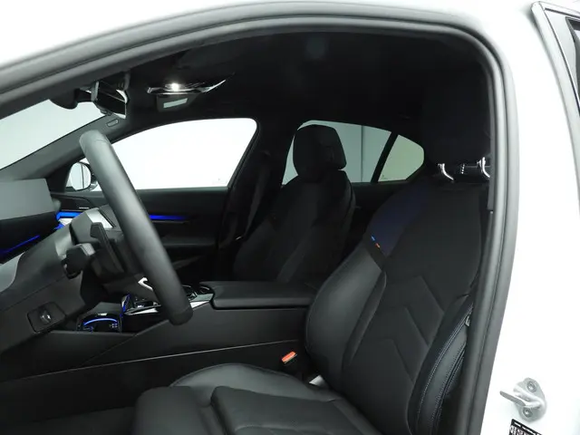 BMW 5 Serie Sedan 530e 2025 Hybride Benzine 7