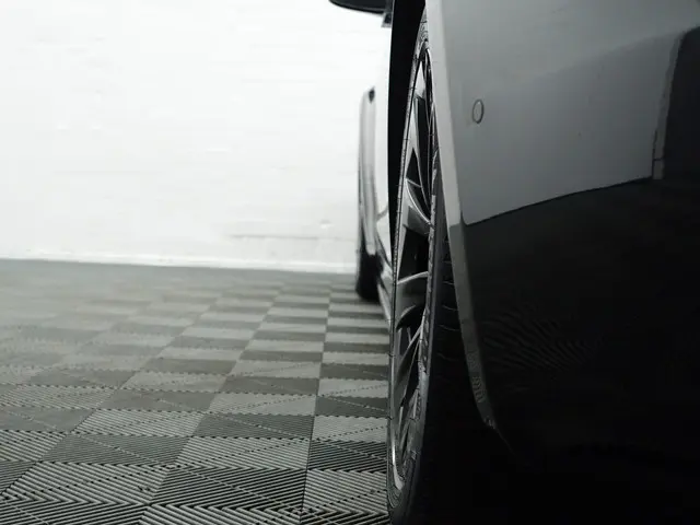 Tesla Model S 75 Performance Aut- 2017 Elektrisch 27