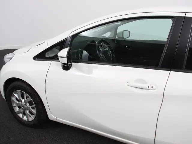 Nissan Note 1.2 Connect Edition 2015 Benzine 31