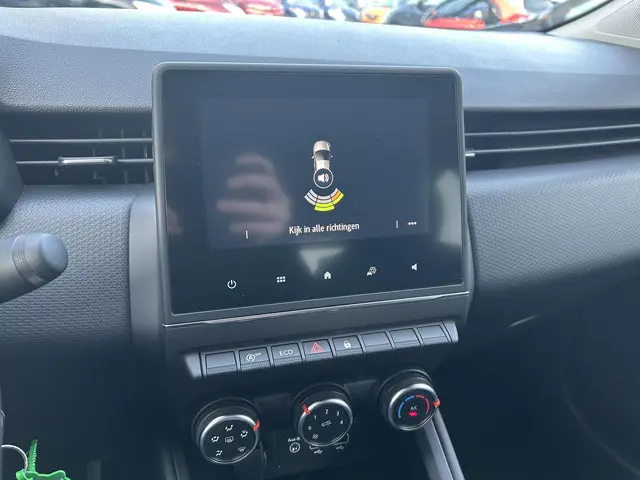 Renault Clio 1.0 TCe Zen 2022 Benzine 12