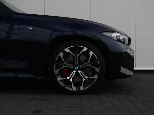 BMW 3 Serie Touring 330e 2025 Hybride Benzine 6