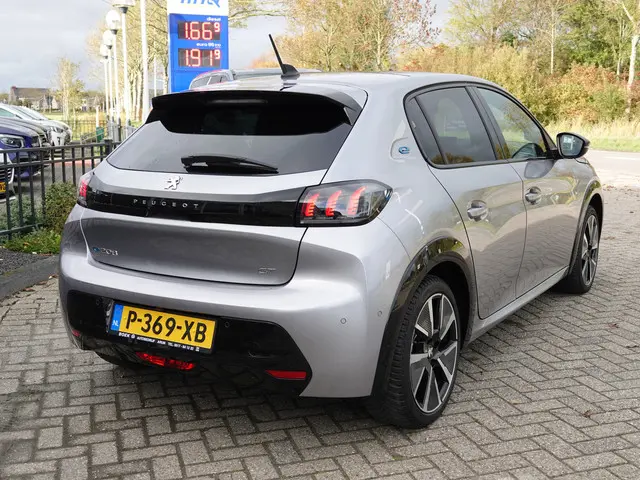 Peugeot e-208 EV GT Pack 50 kWh 2022 Elektrisch 3