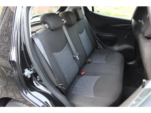 Opel KARL 1.0 ecoFLEX 120 Jaar Edition 2019 Benzine 11