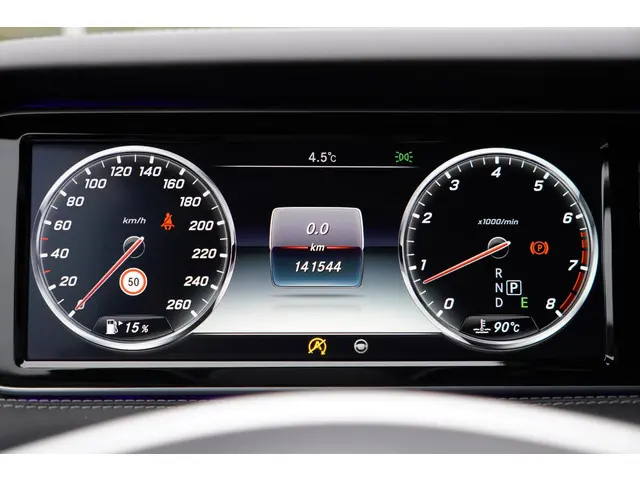 Mercedes-Benz S-Klasse Coupé 500 4Matic 2016 Benzine 5