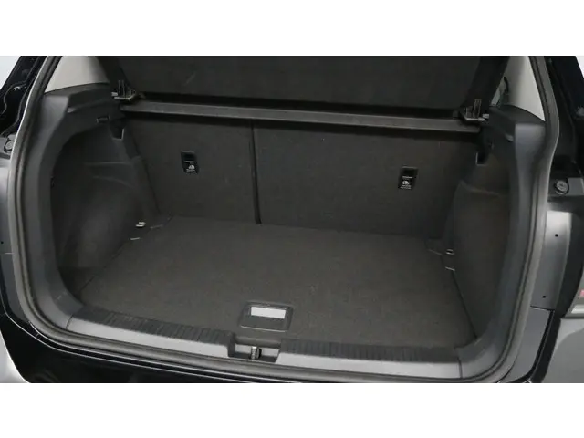 Volkswagen T-Cross 1.0 TSI 1110pk Life DSG 2023 Benzine 37