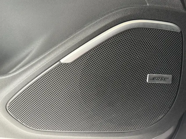 Renault Scénic 1.3 TCe Bose 2018 Benzine 40