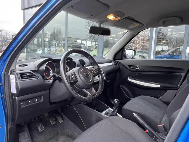 Suzuki Swift 1.2 Limited Edition 2019 Benzine 10