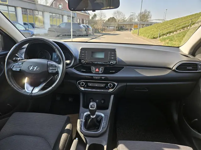 Hyundai i30 M6CA11 2022 Benzine 21