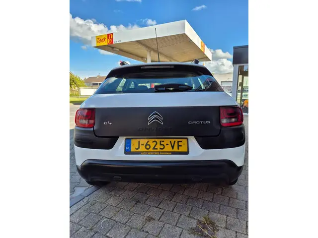 Citroën C4 Cactus 1.2 PureTech Business 2017 Benzine 11