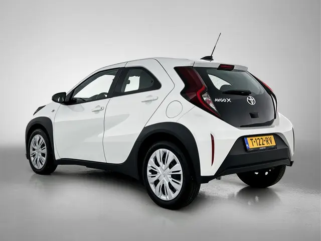 Toyota Aygo X 1.0 VVT-i S-CVT Play 2023 Benzine 16