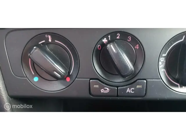 Volkswagen Polo 1.2 Easyline 2012 Benzine 6