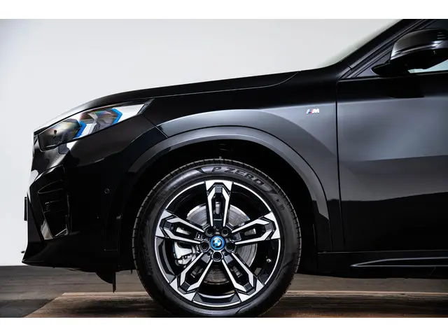 BMW iX2 xDrive30 67 kWh 2024 Elektrisch 10