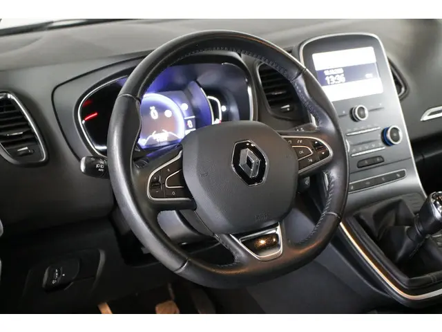 Renault Scénic 1.2 TCe Intens 2017 Benzine 3