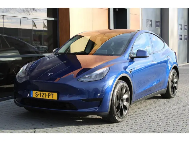 Tesla Model Y RWD 58 kWh 2023 Elektrisch 13