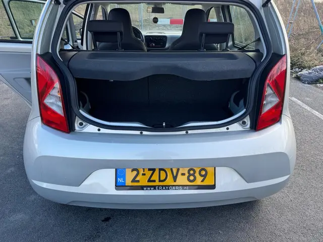 SEAT Mii 1.0 Style Dynamic / AIRCO / NAP 2015 Benzine 9