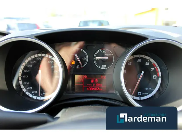 Alfa Romeo Giulietta 1.4 T Panorama Clima 2012 Benzine 15