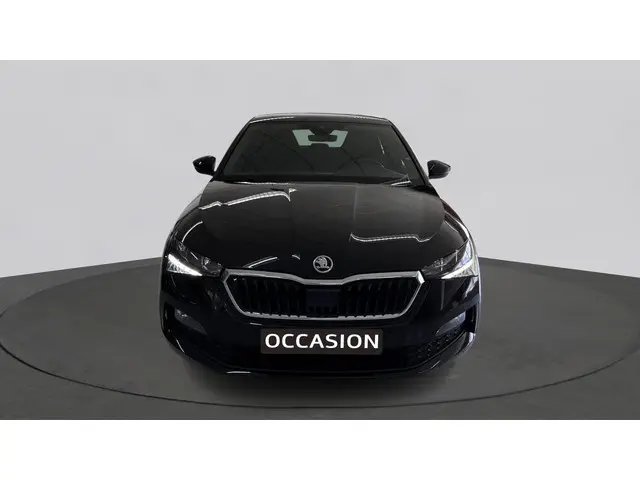 Škoda Scala 1.0 TSI 110pk Sport Business 2023 Benzine 2