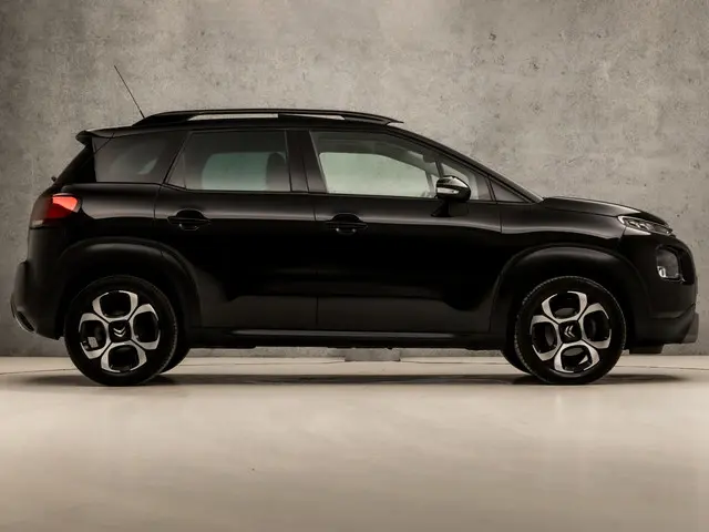 Citroën C3 Aircross 1.2 PureTech S&S Shine 2019 Benzine 4