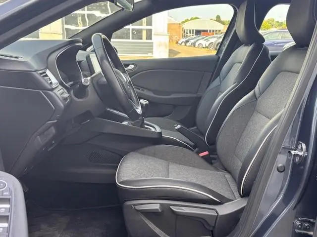 Renault Clio TCe 90 Intens 2020 Benzine 10