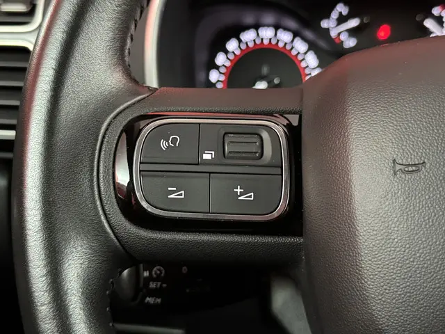 Citroën C5 Aircross 1.2 PureTech Live 2019 Benzine 30