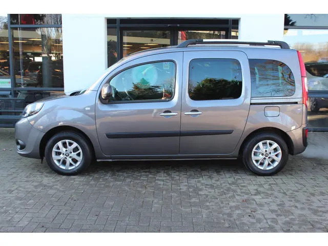 Renault Kangoo Family 1.2 TCe 115 pk Limited 2018 Benzine 3
