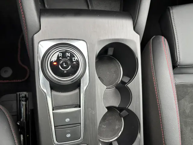 Ford Kuga 2.5 PHEV ST-Line X 2025 Hybride Benzine 23