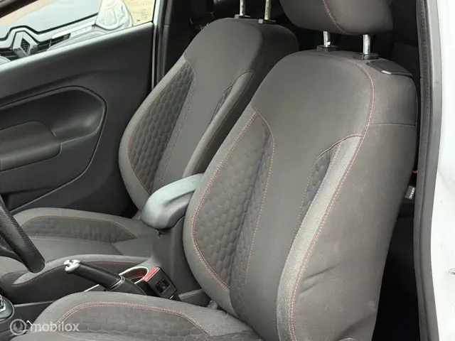 Ford Fiesta 1.0 EcoBoost ST-Line 2016 Benzine 4