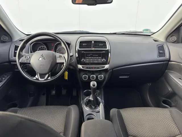 Mitsubishi ASX 1.6 Cleartec Intense 2016 Benzine 14