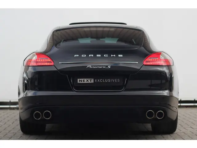 Porsche Panamera 4.8 S 2012 Benzine 10