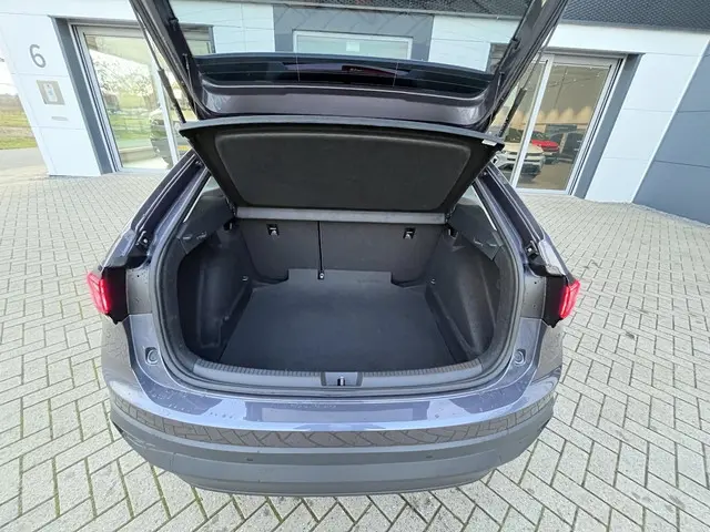 Volkswagen Taigo 1.0 TSI 2024 Benzine 9