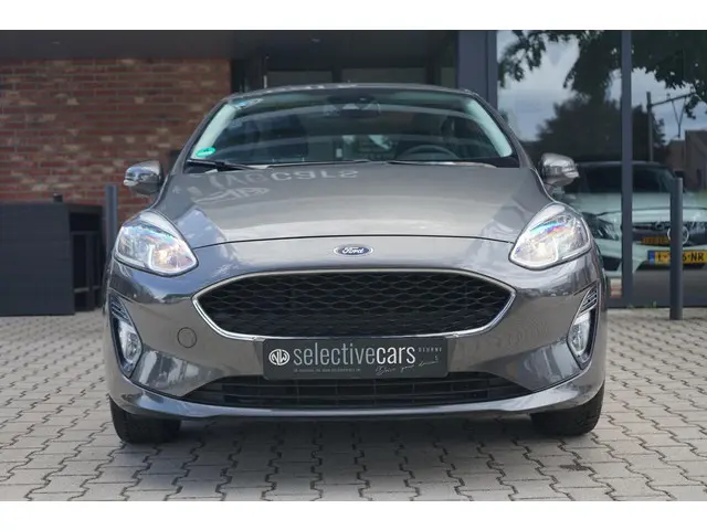 Ford Fiesta 1.1 Cool& Connect 2018 Benzine 31