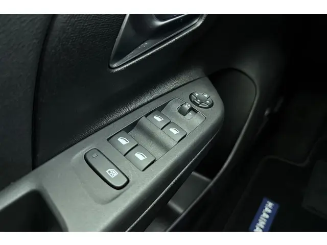 Opel Corsa 1.2 Turbo Hybrid GS 2024 Hybride Benzine 17