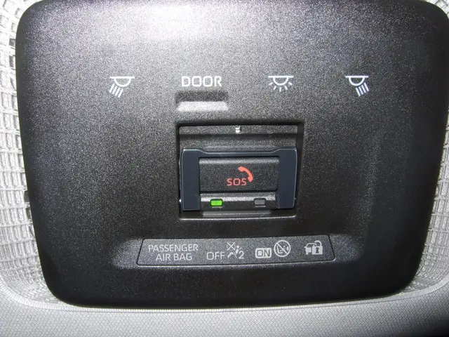 Toyota Prius 2.0 Plug-in Executive 2024 Hybride Benzine 16