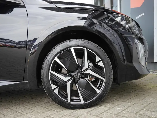 Peugeot e-208 EV GT 51 kWh 2024 Elektrisch 45