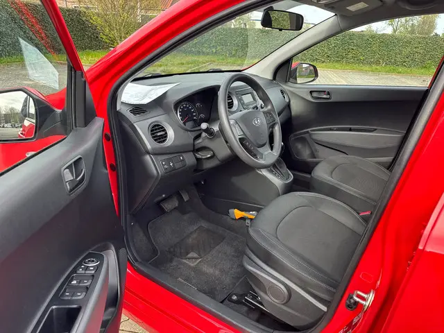 Hyundai i10 1.0i Comfort 5p. AUTOMAAT 2019 Benzine 2
