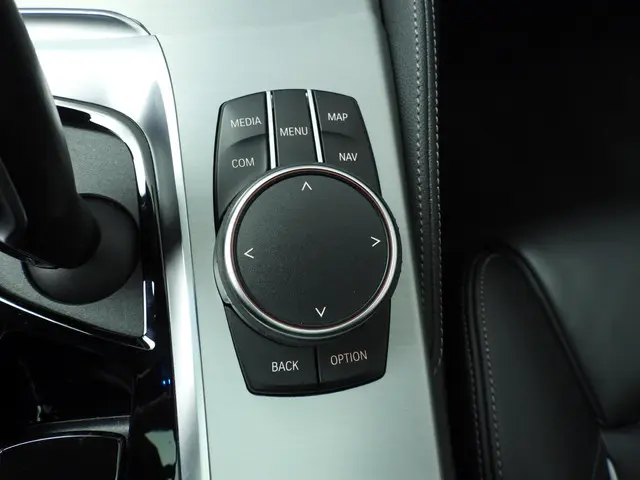 BMW 5 Serie Touring 530e 2024 Hybride Benzine 31