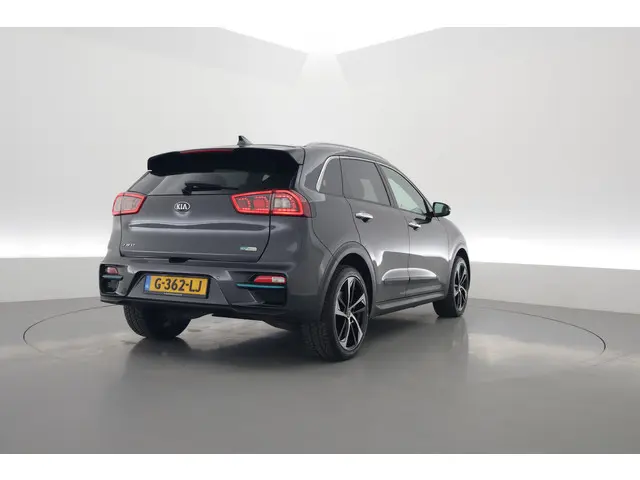 Kia e-Niro ExecutiveLine 64 kWh 2019 Elektrisch 2