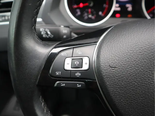 Volkswagen Tiguan 1.5 TSI Comfortline 2020 Benzine 28