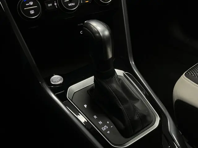 Volkswagen T-Roc 1.5 TSI Sport 2021 Benzine 37