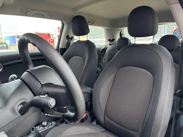 MINI Cooper Mini 1.5 Salt 2020 Benzine 12