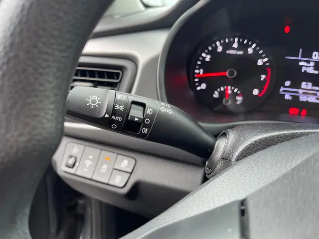 Kia Rio | Camera | Carplay| PDC | DAB | LMV | 2021 Benzine 24