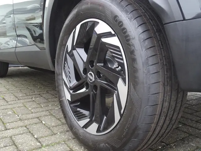 Nissan QASHQAI 1.3 MHEV N-Connecta 2026 Benzine 30