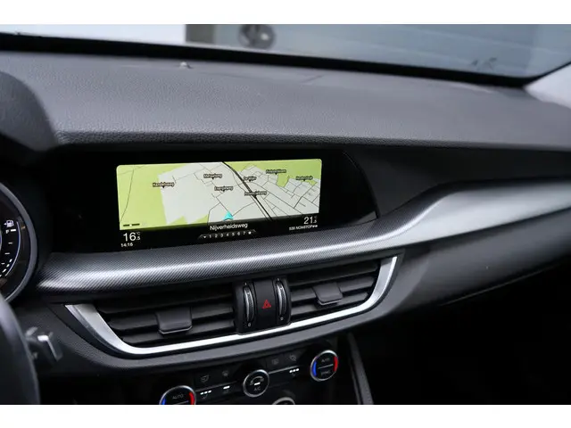 Alfa Romeo Stelvio 2.0 T AWD Super 2018 Benzine 20