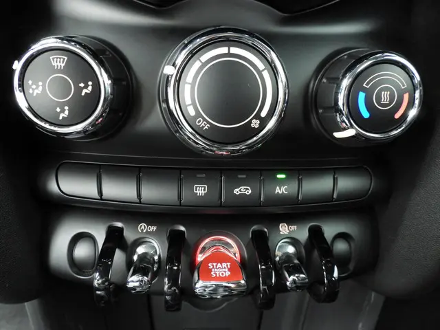 MINI 3-Deurs Cooper 2017 Benzine 14