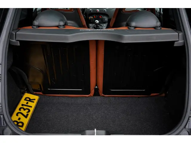Fiat 500 1.4 T-Jet Abarth Competizione 2015 Benzine 9