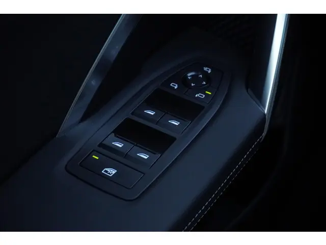 BMW iX1 eDrive20 2026 Elektrisch 34