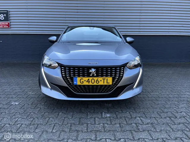 Peugeot 208 1.2 PureTech|NAVI|CARPLAY|CRUISE|LED| 2019 Benzine 9