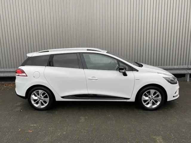 Renault Clio Estate 0.9 TCe Limited 2017 Benzine 11